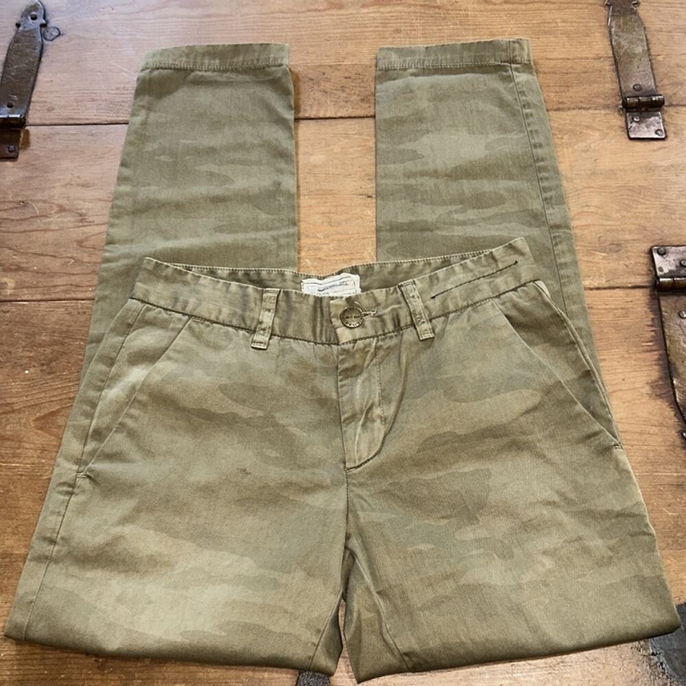 Woman’s Current/Elliott Buddy Trouser with Subtle Camouflage Print Size 0